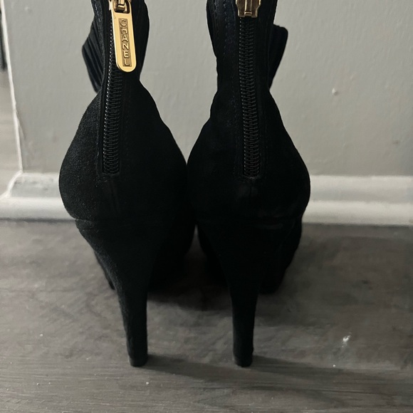 Chanel Blue Suede Booties - Picture 5 of 8